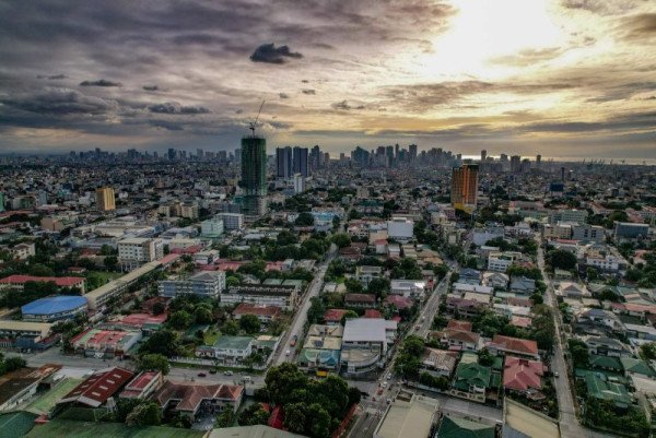 metro-manila-skyline-from-qc.jpg