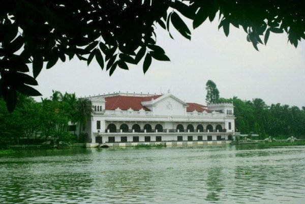 malacanang-palace_.jpg